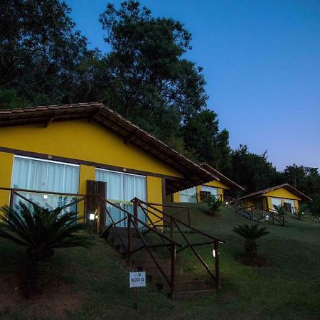 Pousada Cachoeira Do Lobo เบโลโอรีซอนชี ภายนอก รูปภาพ